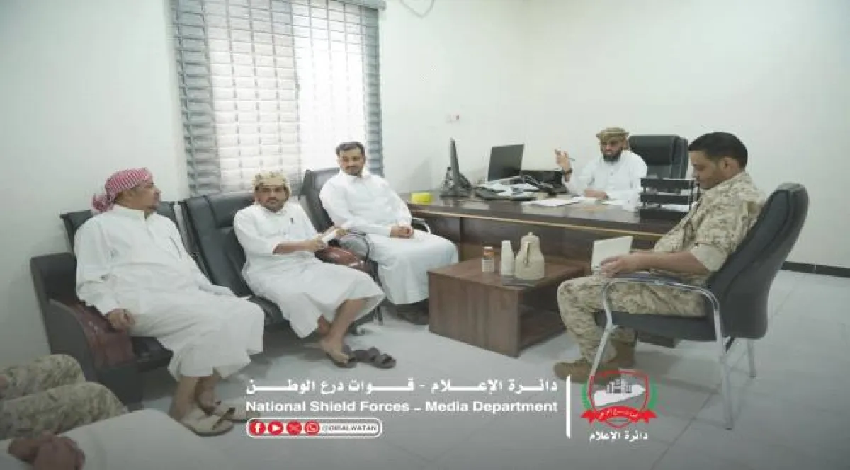 اللحجي يتفقد المالية وشؤون الأفراد بمقر القيادة العامة لدرع الوطن في عدن 