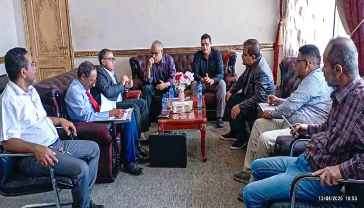 جامعة عدن تعزز جاهزية خدماتها الطلابية وتسرع وتيرة إنجاز الشهادات