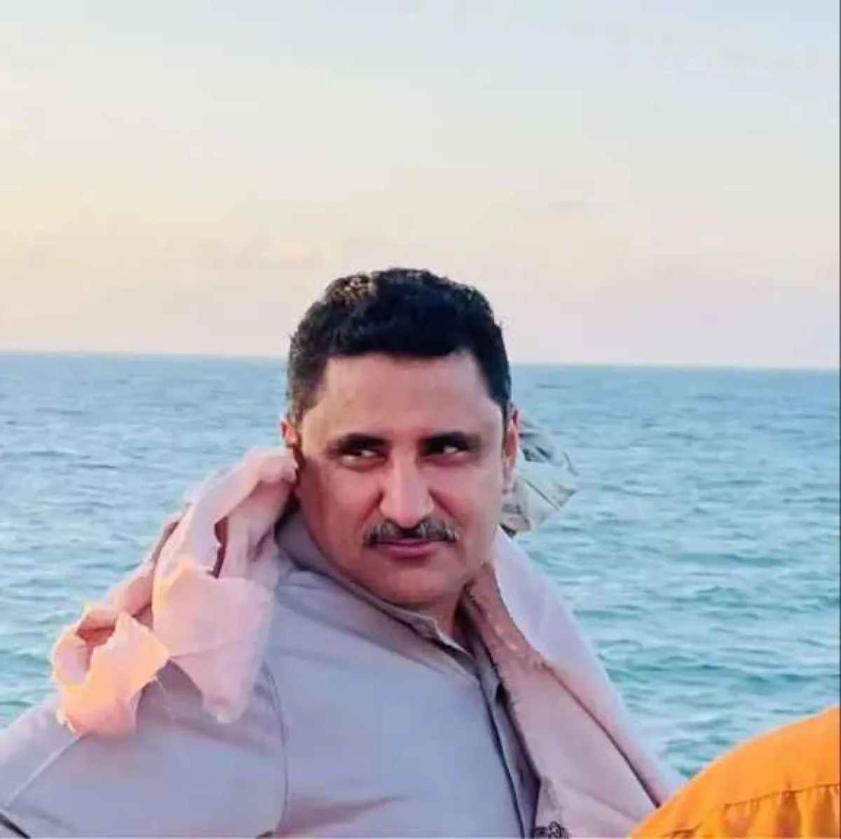 استغاثة من قلب لحج: قبائل الصبيحة تناشد الملك سلمان وولي عهده لإنقاذ شيخهم من الموت البطيء!