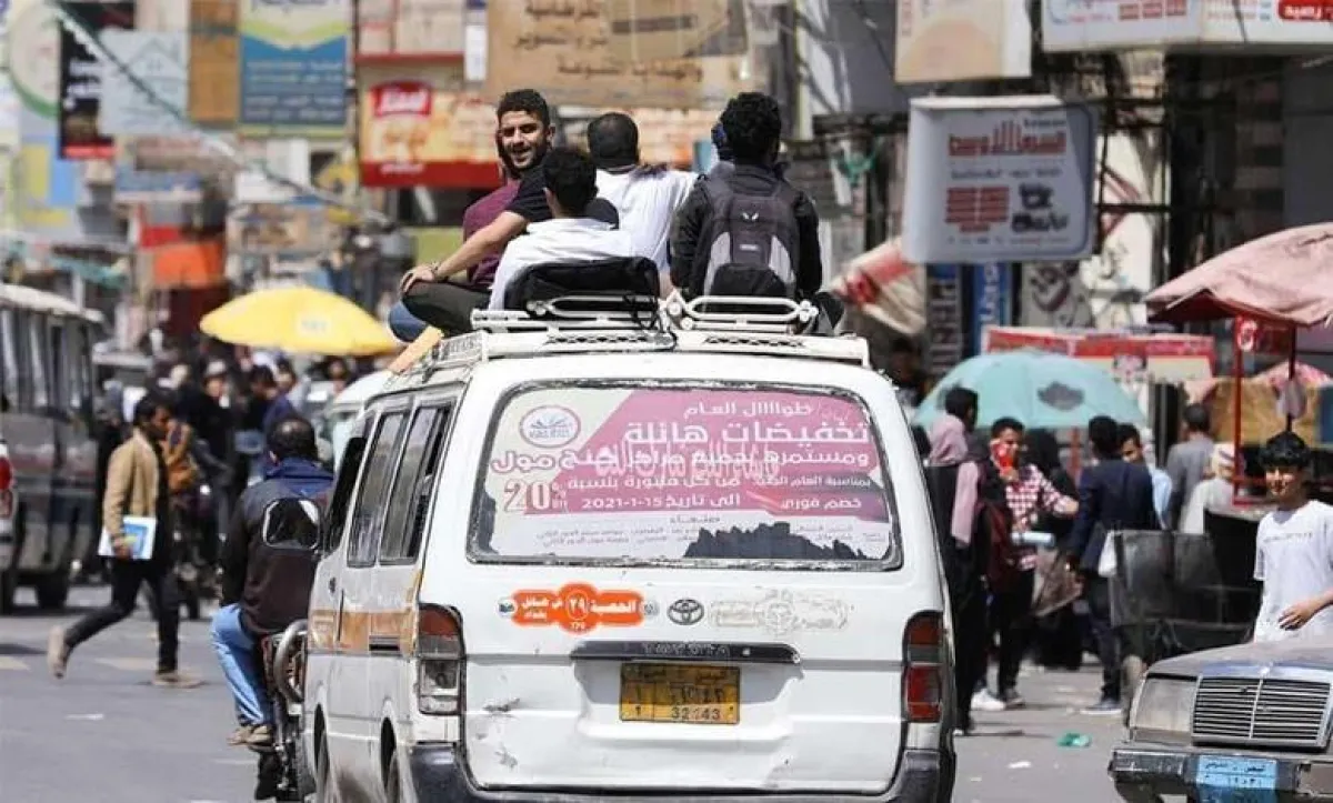 تعز.. أزمة بنزين حادة ومصادر تكشف الأسباب