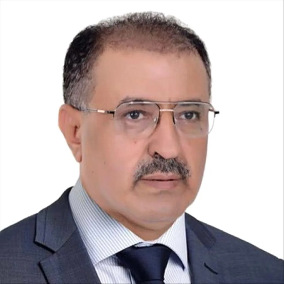 عبدالرحمن معزب يوجه رسالة نارية لحزب الإصلاح: لن تستطيعوا تصفيتنا فلدينا تحالفات داخلية وخارجية