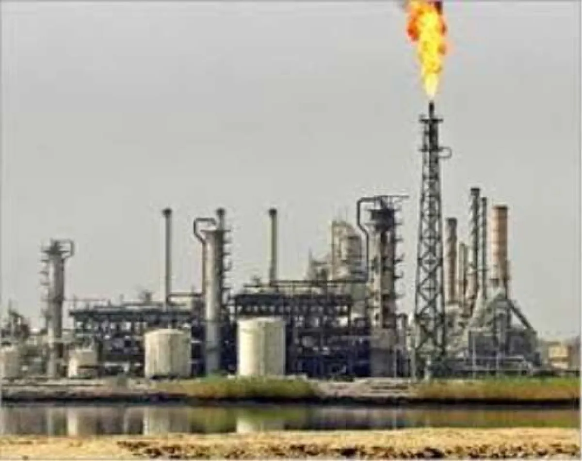 شركة مصافي عدن  تعلن عن إستئنافها لعملية تموين السوق المحلية بمادة البيتومين السائل (أسفلت 60/70)