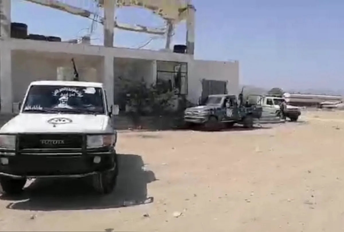 شبوة.. إصابة 4 جنود خلال عملية أمنية لإنهاء حصار مسلح وتحرير أسرة في الصعيد