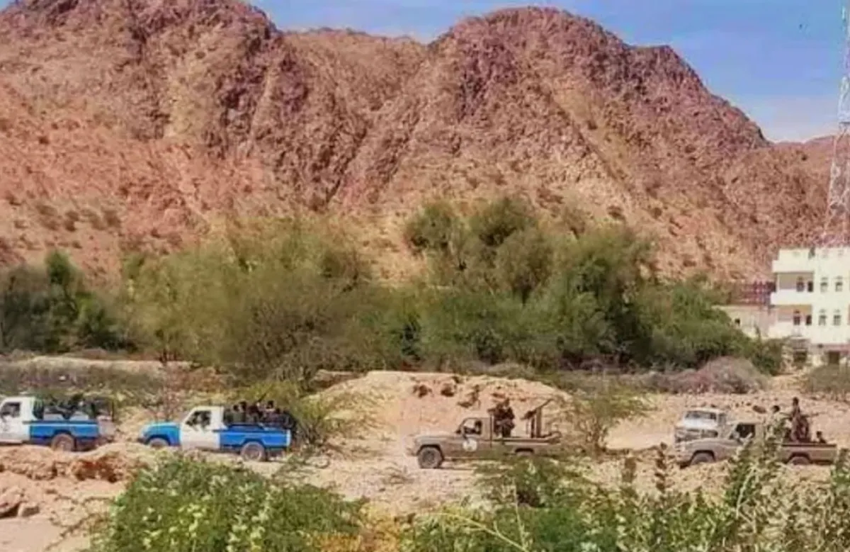 إصابة 4 جنود يمنيين في عملية أمنية لفك حصار عن أسرة بمحافظة شبوة