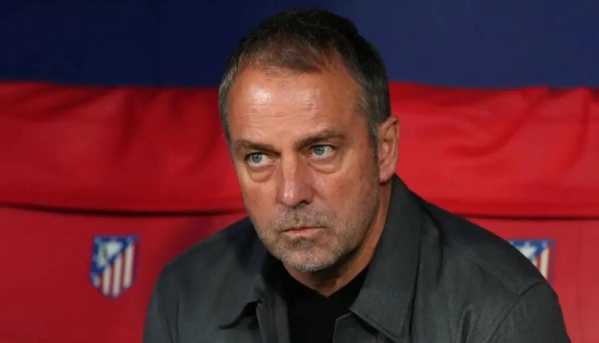 برشلونة يضمن استمرار فليك حتى 2028 بعد وداع دوري الأبطال