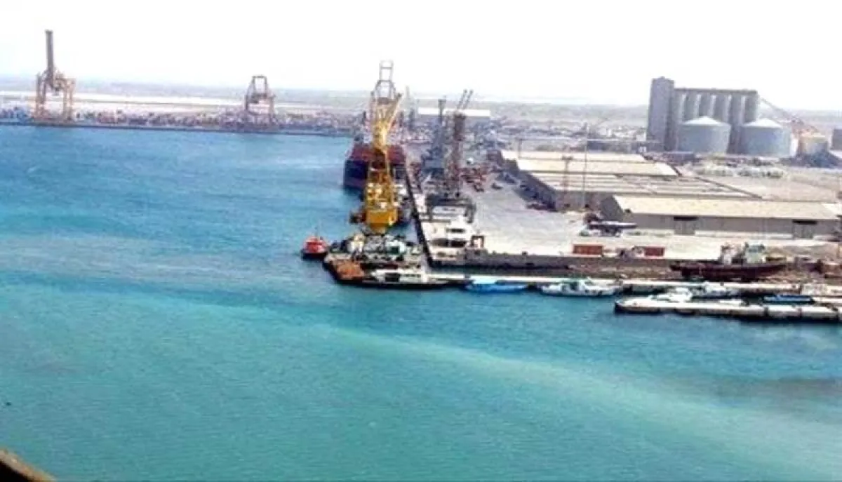 واشنطن تضيق الخناق على الحوثيين.. دعوة للسفن بالالتزام بآلية التفتيش الأممية