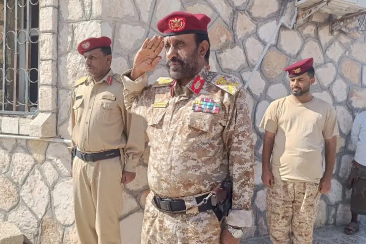 قائد محور الغيضة يتفقد جاهزية لواء الشرطة العسكرية ويشيد بمستوى الأداء