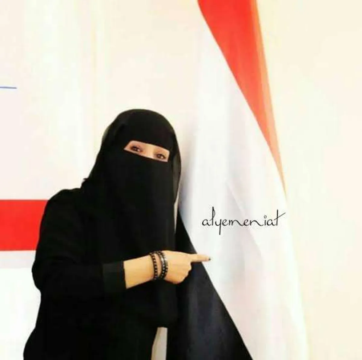رحلة عابرة تغيّر نظرة كاتب يمني لمسألة سفر الفتيات بمفردهن