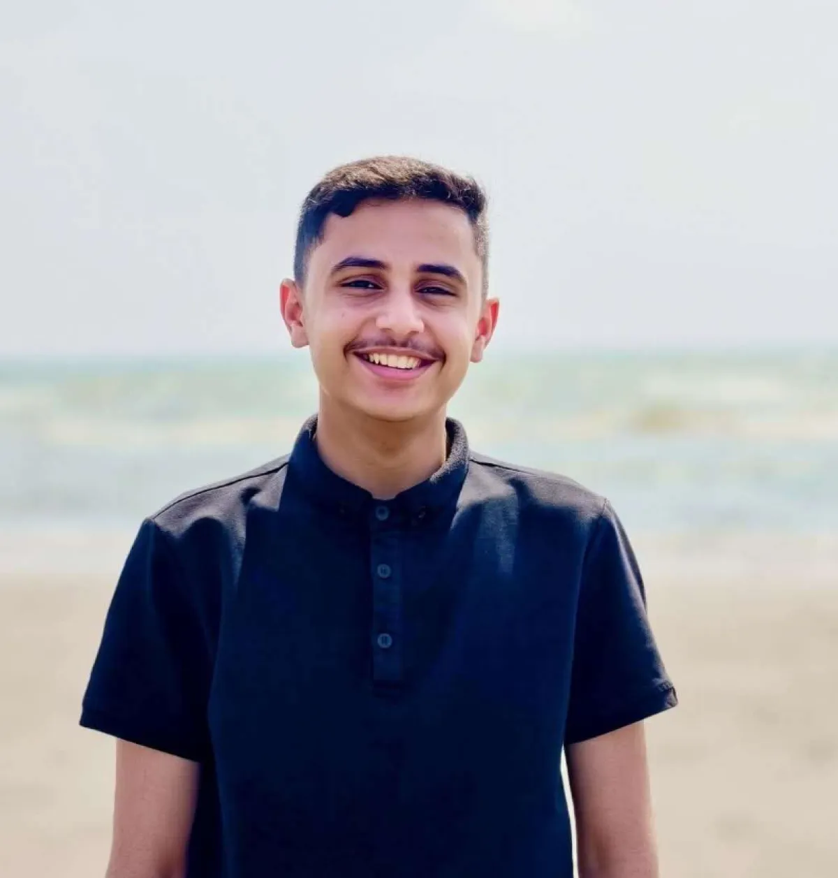 ناشط من صنعاء يكشف عن معلومات هامة تحدث داخل عدن