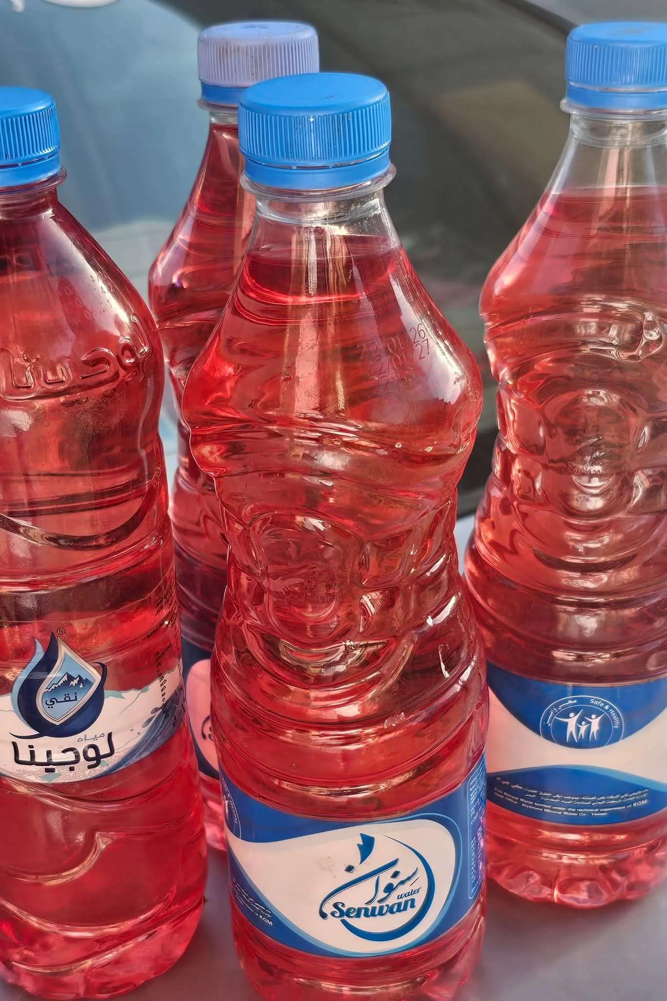 فوضى "الجالون".. رحلة من تعز إلى العبر تكشف تضارب أسعار الوقود