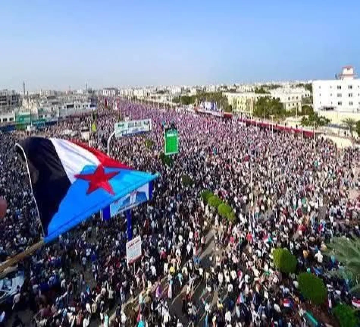 الجنوب.. بين وهج الثورة ومتاهات التفكيك