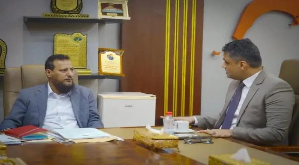 محافظ عدن يلتقي نائب وزير الإعلام ويجدد دعمه لتطوير المؤسسات الإعلامية