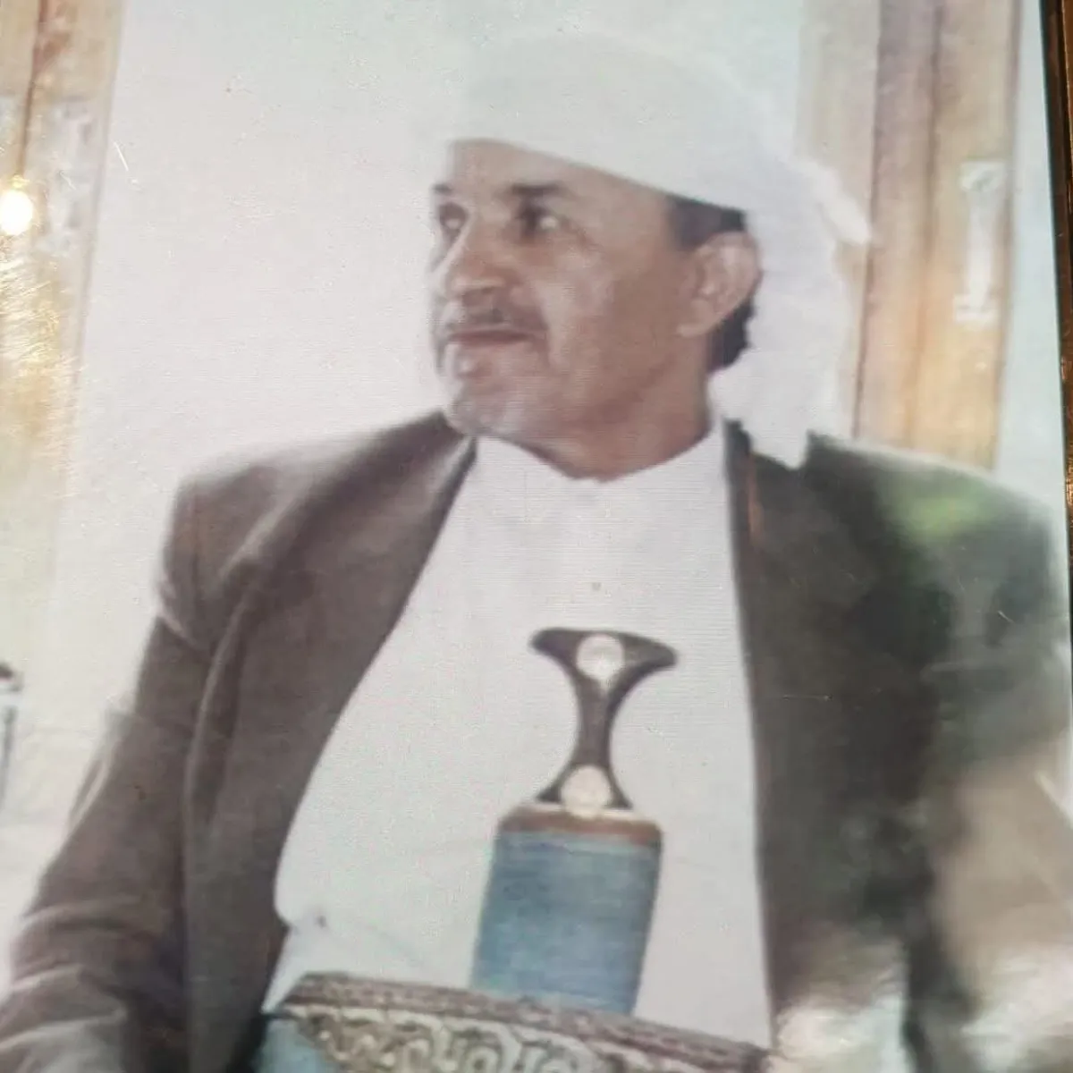  صورة نادرة للشيخ القبلي السبتمبري الراحل حسين فايد مجلي