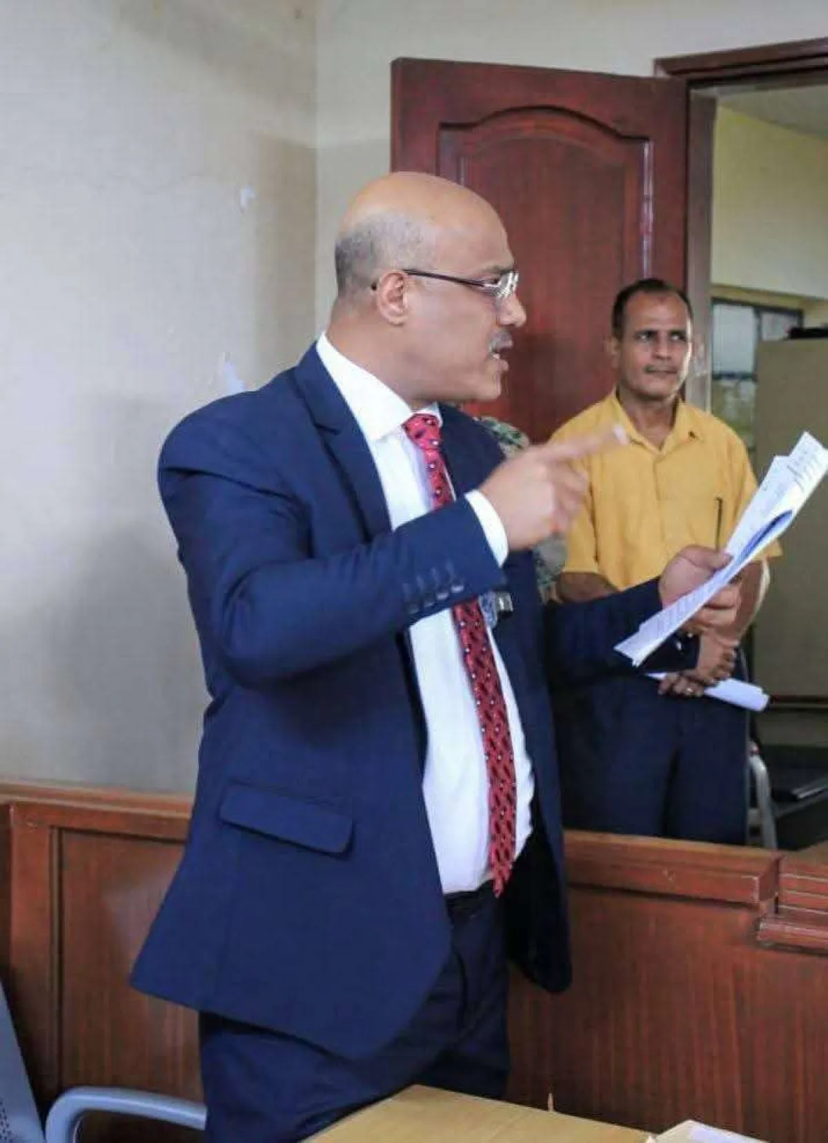 تفاصيل مهمة عن جريمة مقتل سائق باص الأجرة في عدن