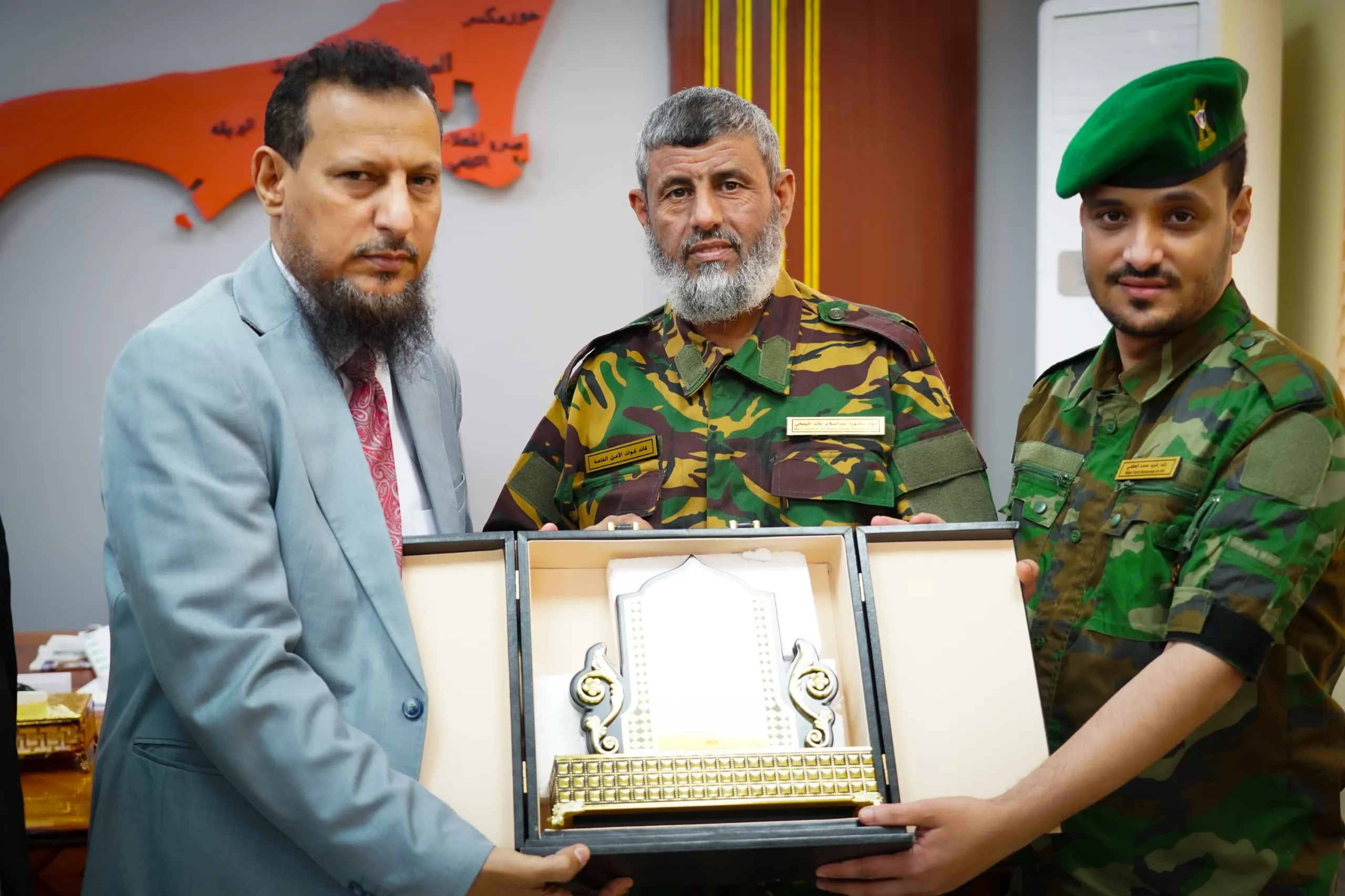 برئاسة المحافظ شيخ.. المكتب التنفيذي بالعاصمة عدن يستعرض تحديات قطاعي الكهرباء والصحة وسبل تطويرهما