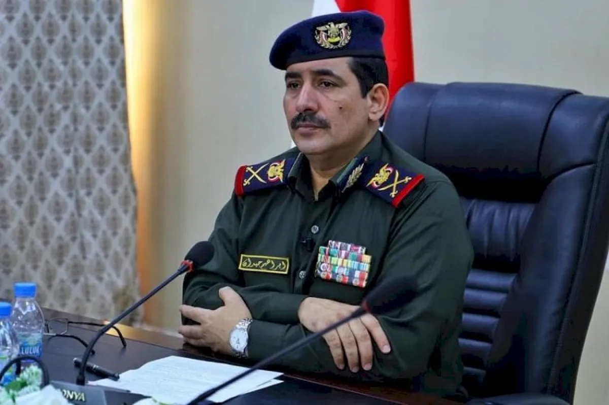 لأول مرة منذ تحريرها.. وزير الداخلية يعيّن مديرًا لشرطة الوازعية في تعز