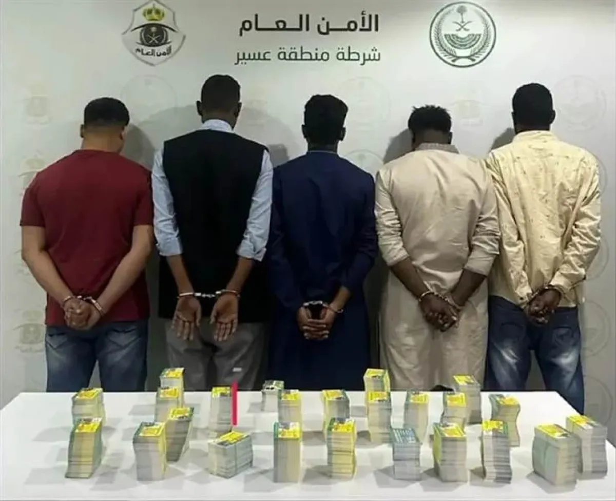 السعودية تنفذ حكم القتل تعزيراً بحق مدان بجرائم اغتصاب وسرقة وابتزاز