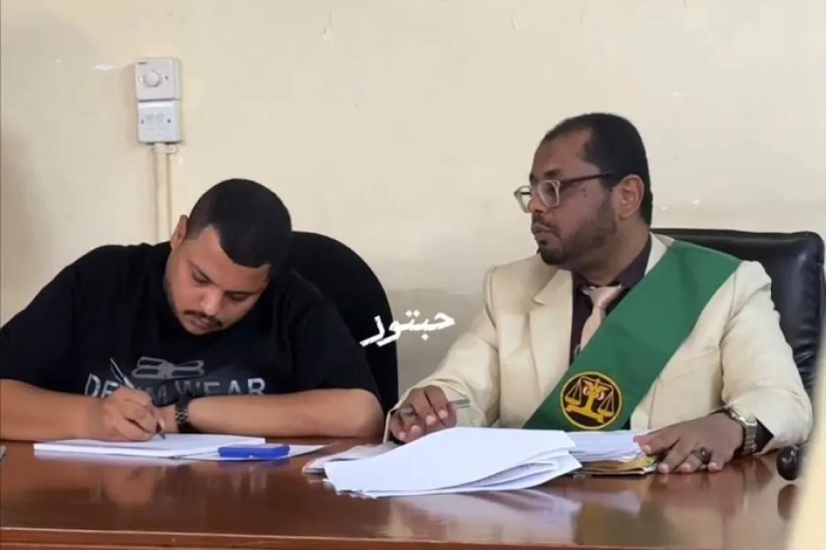 القصاص لـ "سائق الباص".. محكمة صيرة تقضي بإعدام قاتل الشاب زكريا القباطي في عدن