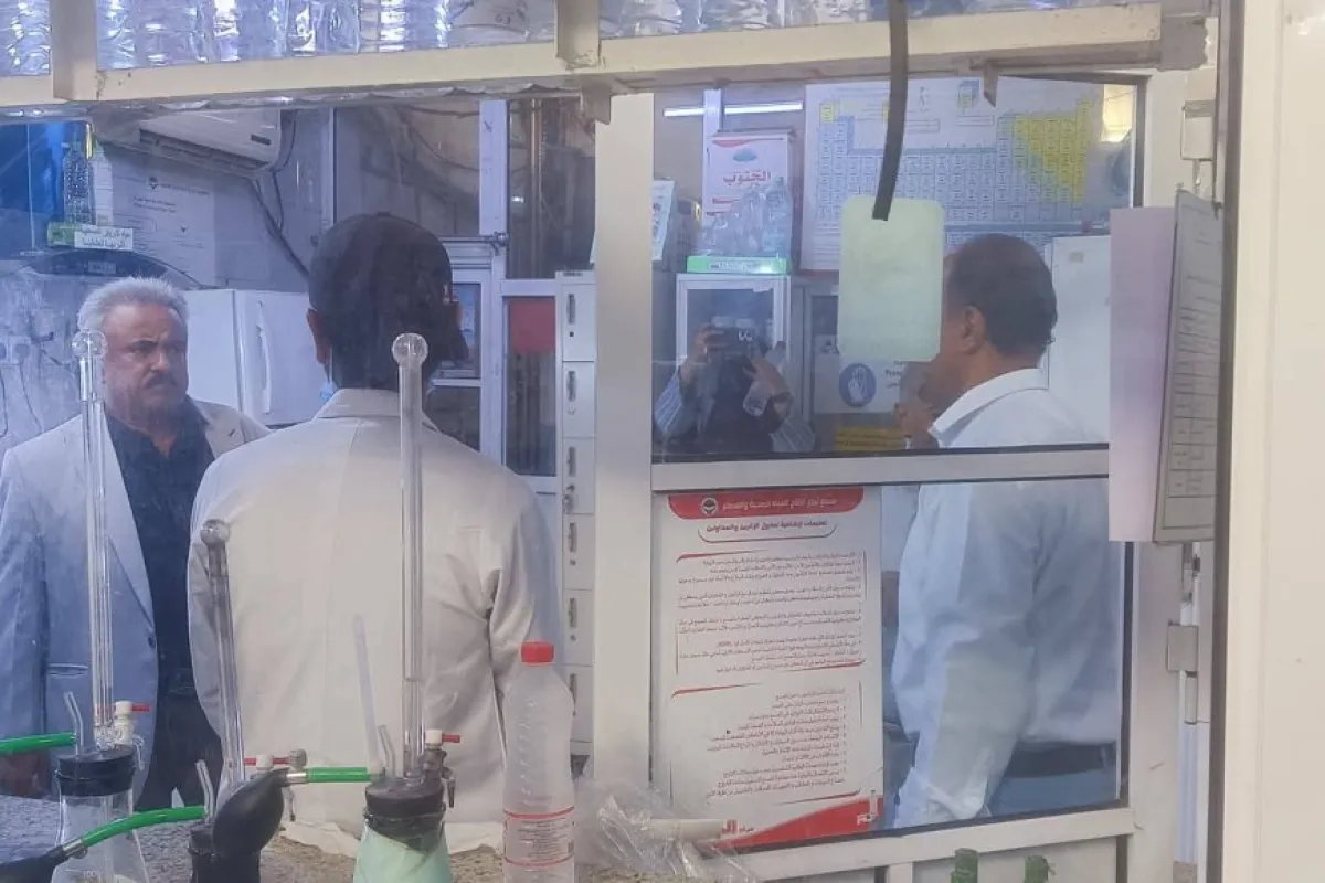 لتعزيز الشراكة مع القطاع الخاص.. قيادة التعليم الفني بعدن تزور مصنع "مياه الجنوب" وتتفق على برامج تدريبية مشتركة