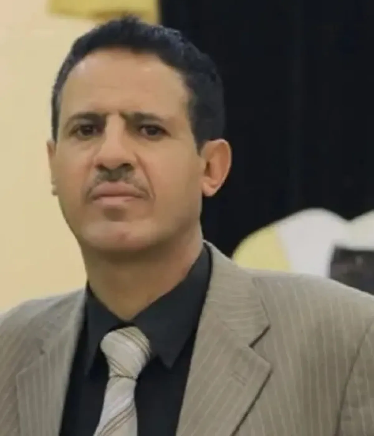 ابنة موظف في الطيران المدني تكشف تفاصيل اختفاء والدها قسريًا في صنعاء منذ عامين