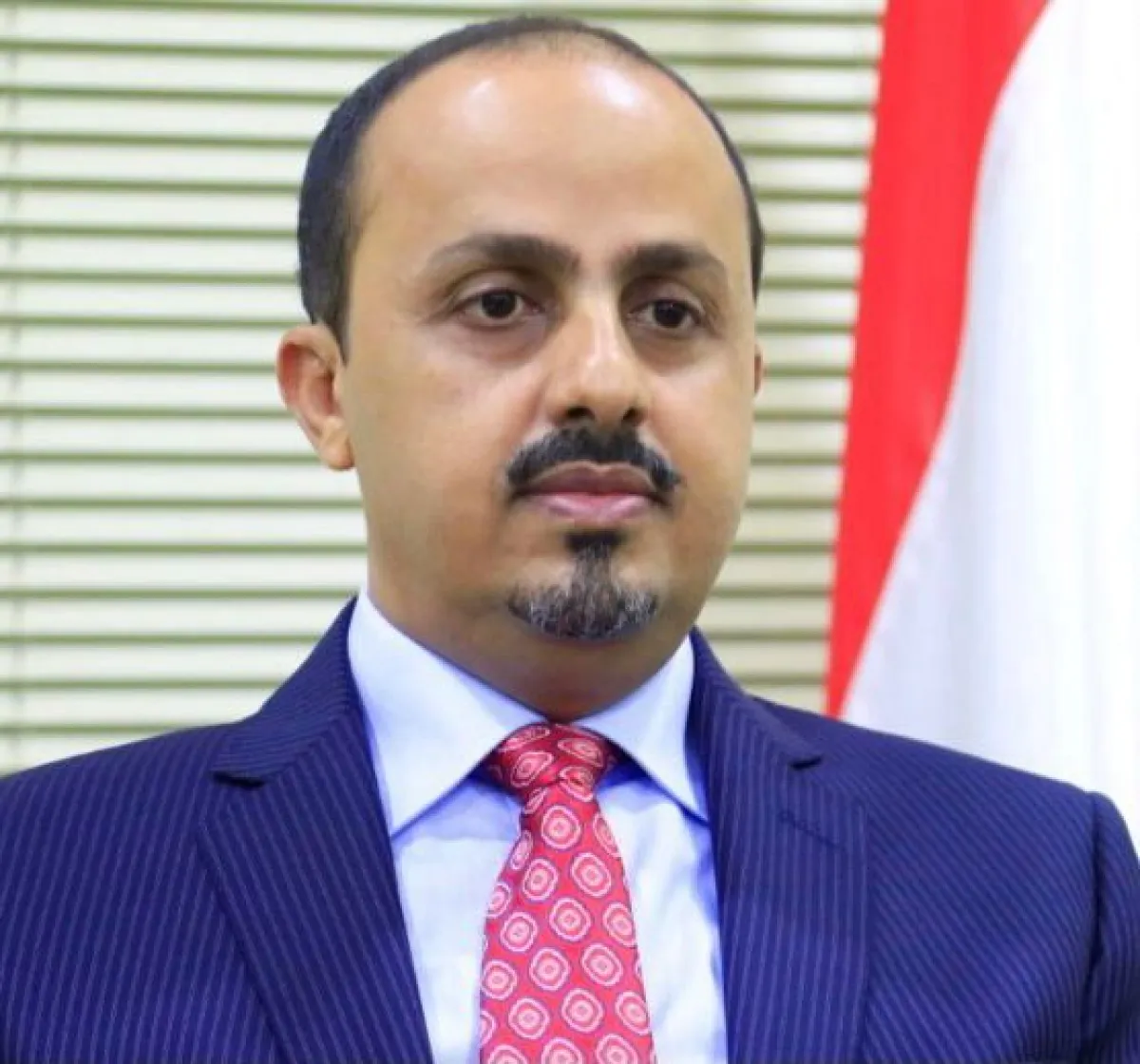 الحكومة تدين جريمة اغتيال الشاعر بعدن وتؤكد انها ستلاحق الجناة وتقديمهم للعدالة