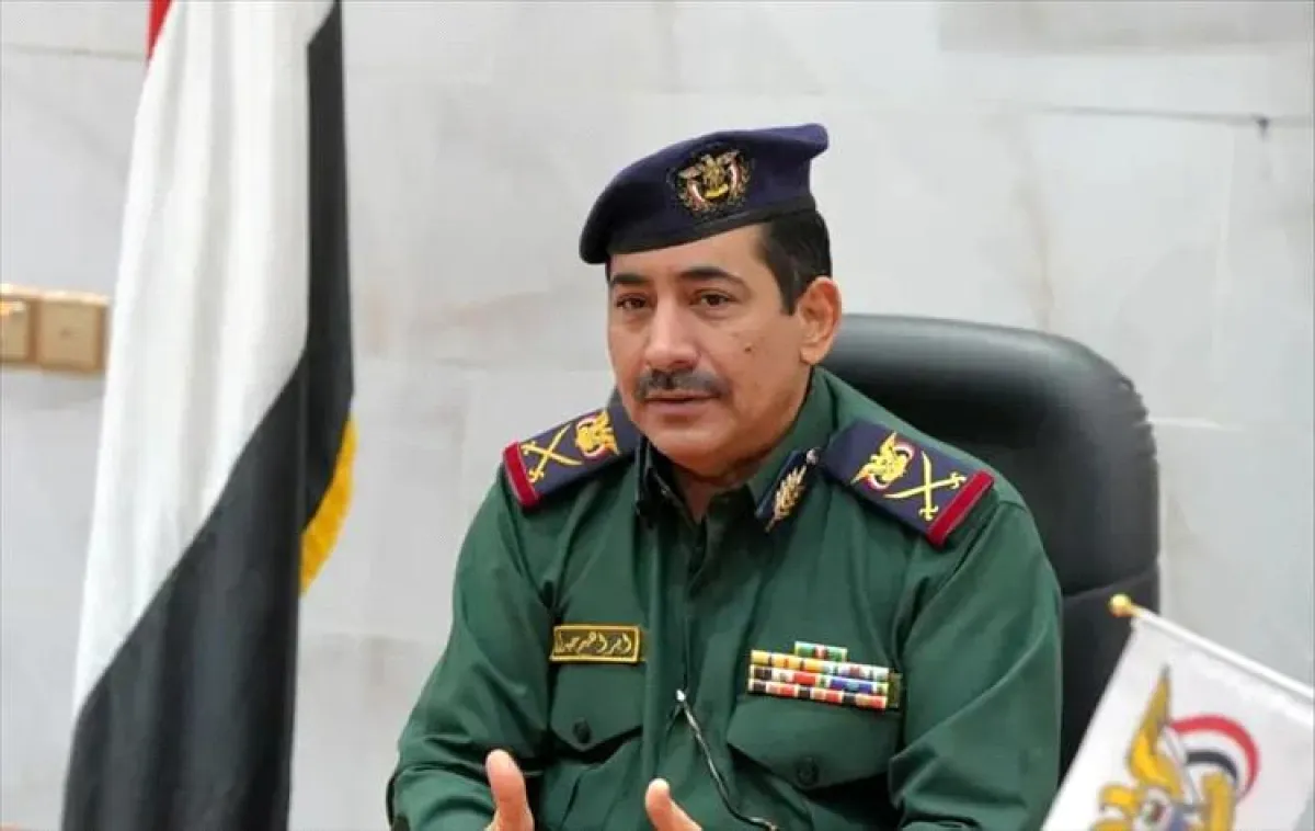 وزير الداخلية يوجّه بسرعة التحقيق وضبط الجناة في اغتيال التربوي الدكتور عبدالرحمن الشاعر بعدن