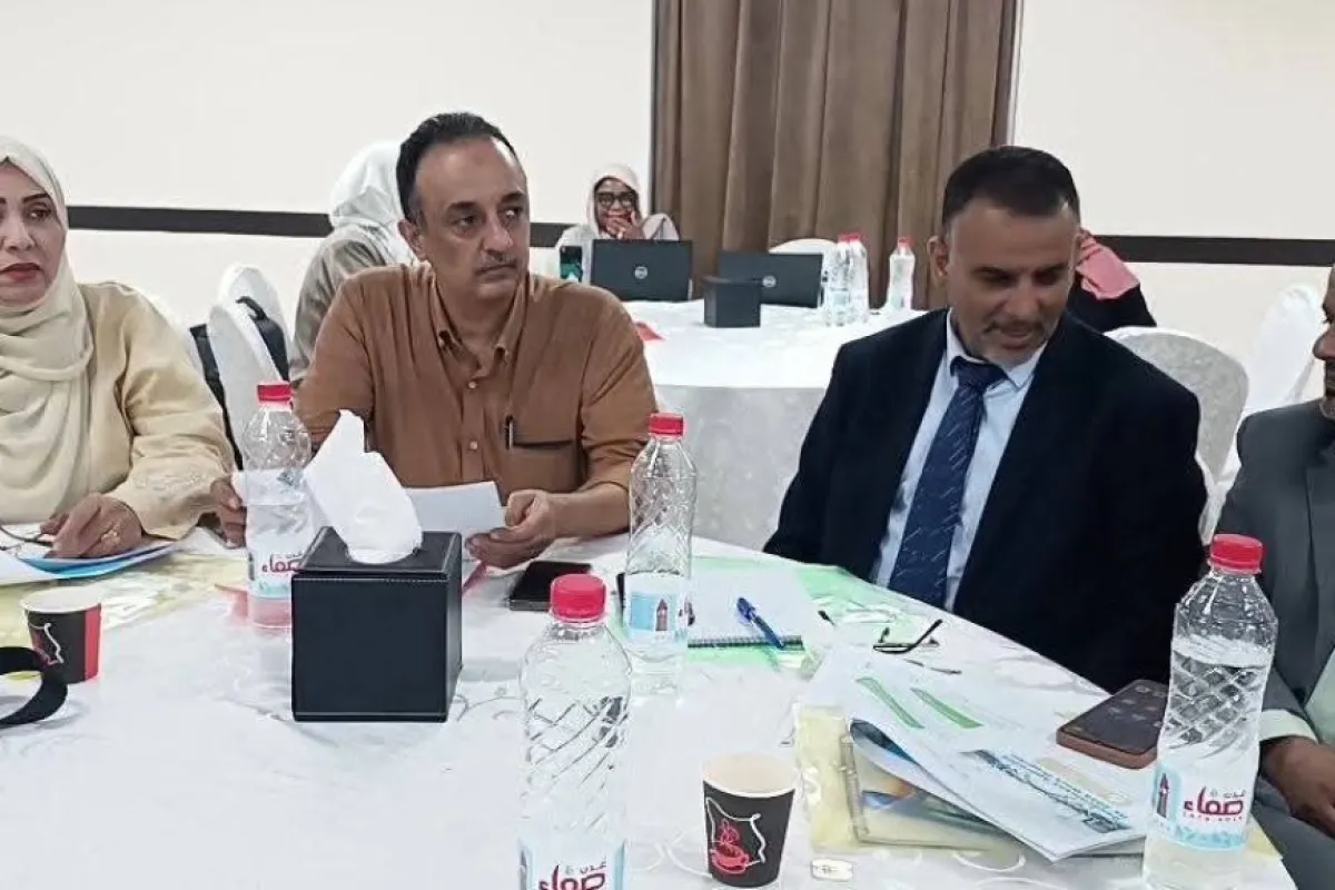 الشعبي وعّشيش يشاركان في ورشة عمل الخطة الاستراتيجية المؤقتة لبرنامج الأغذية العالمي في عدن(2027__2029)