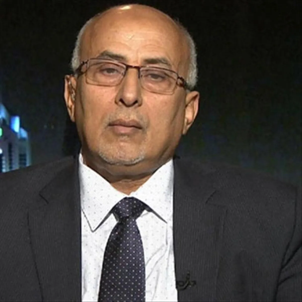 وزير سابق يدعو إلى يمن اتحادي لمعالجة مظالم اليمنيين