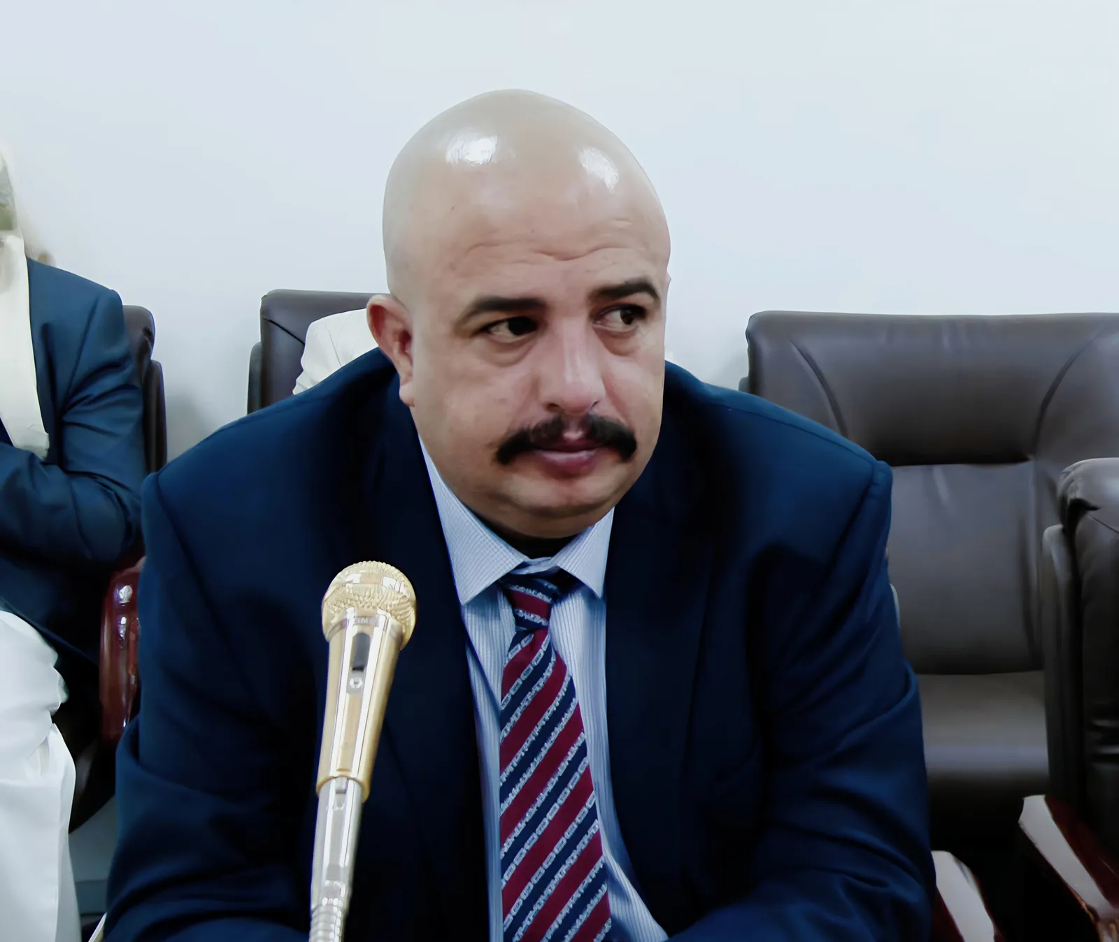 رئيس غرفة تجارة أمانة العاصمة : قرار وزارة الاقتصاد بتأجيل شطب الوكالات التجارية لمدة 90 يوماً، يعكس شراكة حقيقية مع الدولة ويمنح فرصة لتصحيح الأوضاع