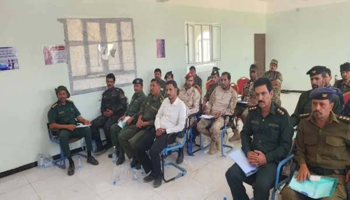 شرطة محافظة شبوة تدشن دورة تدريبية لـ 30 من مأموري الضبط القضائي في قضايا المخدرات