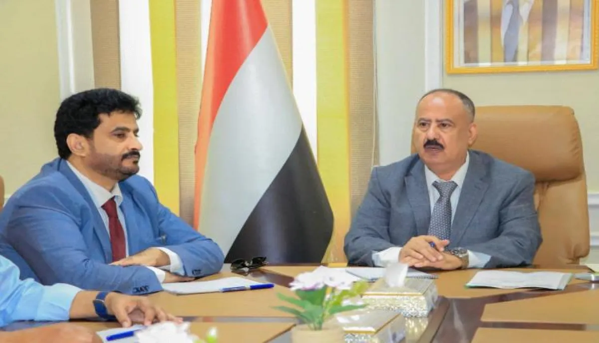 وزير النقل يجتمع بمدراء مكاتب الوزارة بالمحافظات المحررة لمناقشة اوضاعهم وتعزيز التنسيق