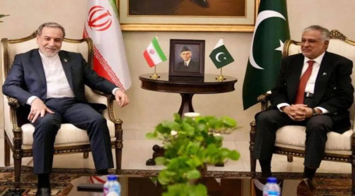إيران تعرض إعادة فتح مضيق هرمز بدون التوصل لاتفاق
