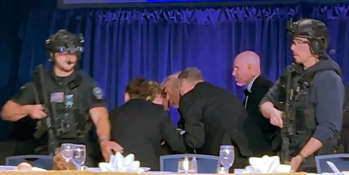 الحكومة اليمنية تدين استهداف الرئيس الأمريكي “ترمب” وتؤكد تضامنها مع واشنطن