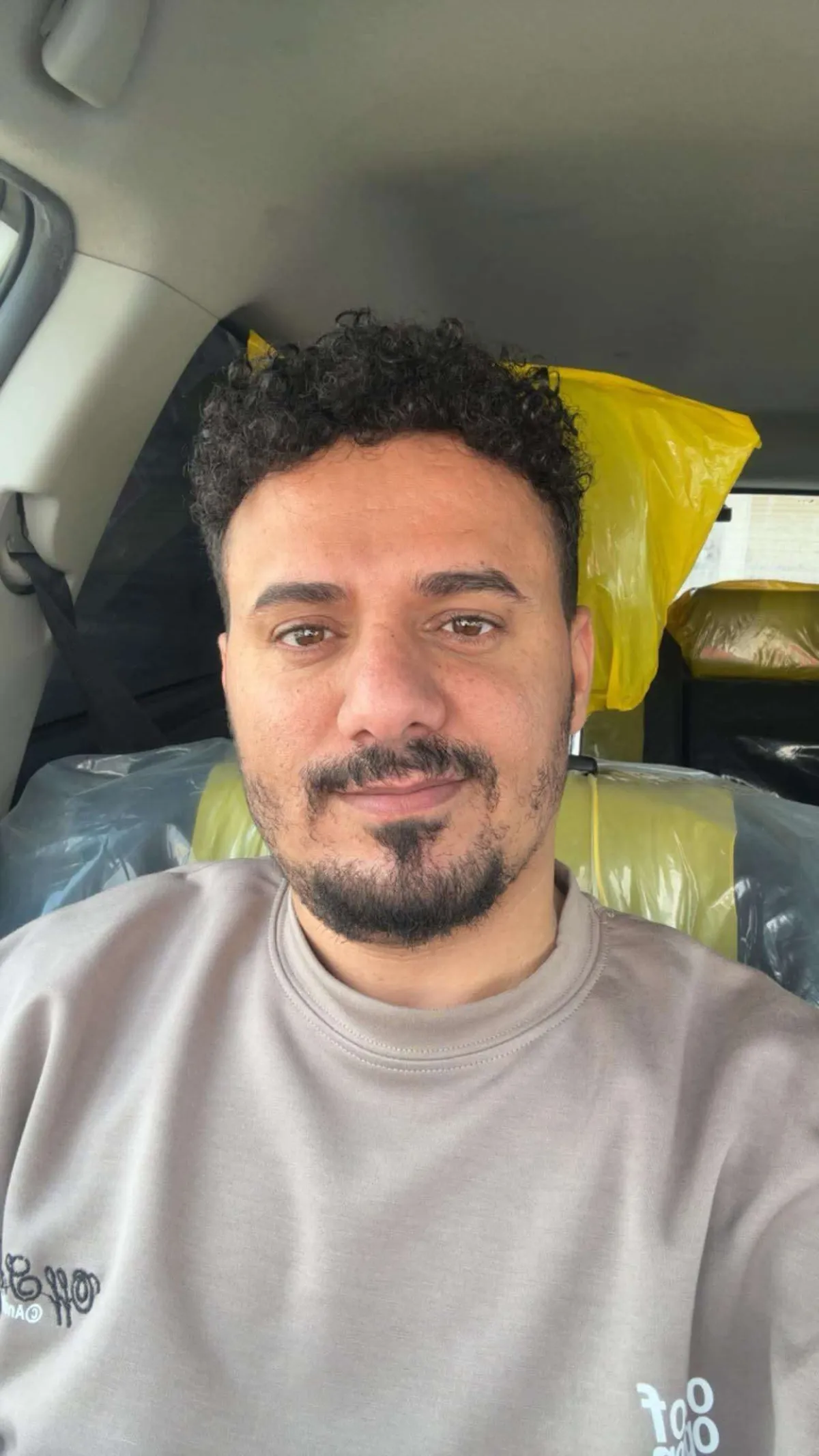 ارتباك في سوق السيارات بصنعاء.. إغلاق جمارك الأوروبي وفتح الأمريكي يشعل غضب المواطنين!