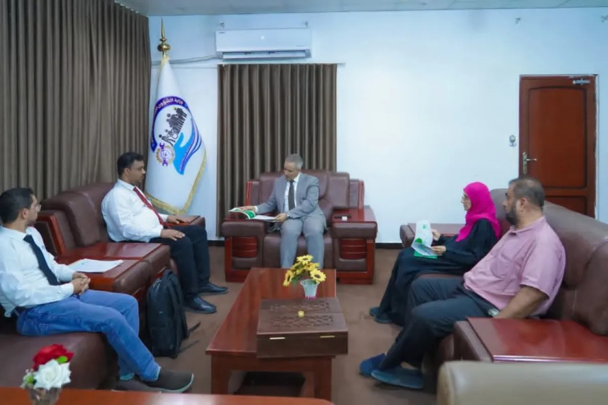 وزير الشؤون الاجتماعية والعمل يناقش مع مؤسسة السبيل سبل تنسيق الجهود الإنسانية والتنموية 
