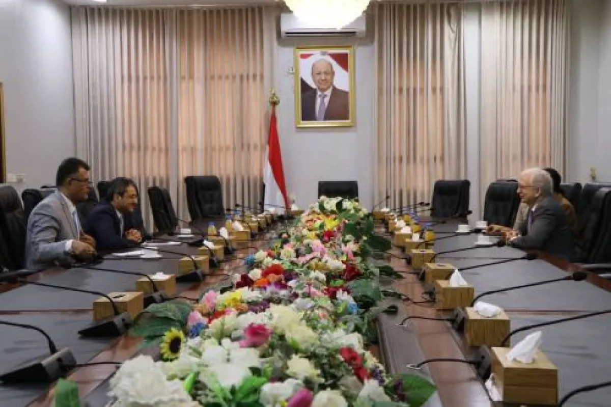 وزير الثقافة والسياحة اليمني يبحث مع السفير الألماني تعزيز الشراكة الثقافية والسياحية