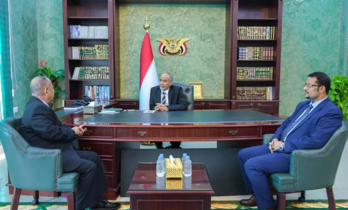 الصبيحي يشدد على مضاعفة الجهود لتطوير البنية التحتية لقطاع النقل