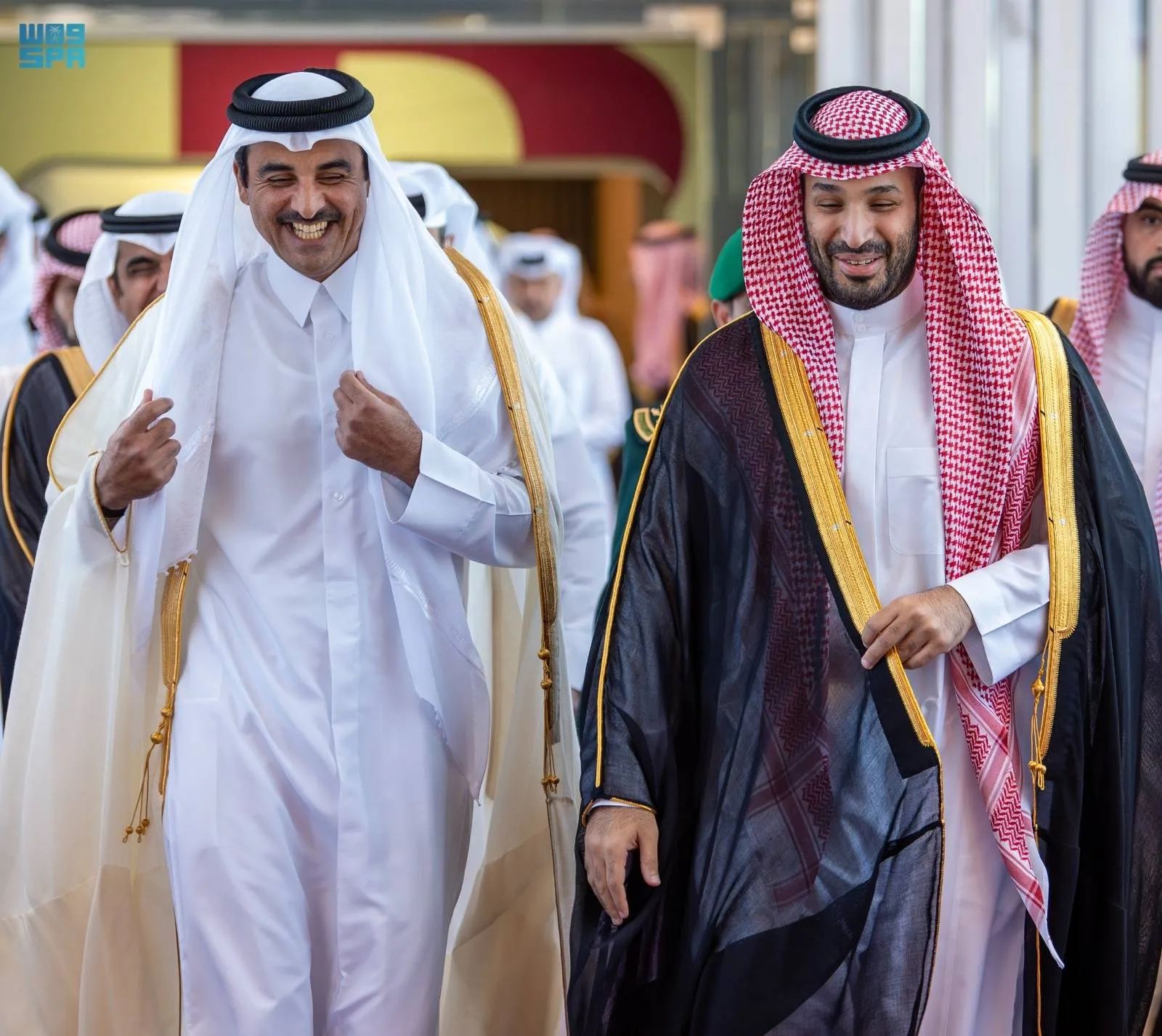 غاب عنها محمد بن زايد وعُمان.. قمة خليجية في جدة تشدد على البدء بإنشاء مشروعي أنابيب لنقل النفط والغاز ومنظومة الإنذار المبكر