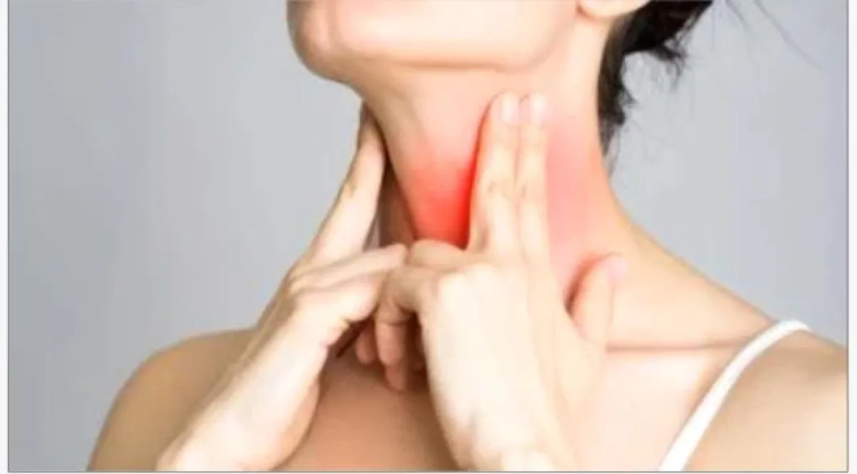 5 أطعمة أساسية للغدة الدرقية وأطعمة يُفضل تقليلها