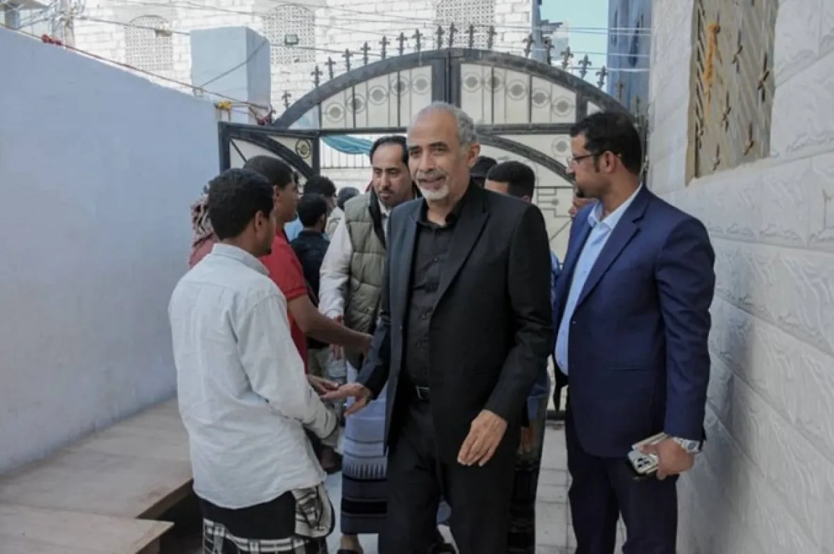 الصبيحي يعزي أسرة الشاعر ويشدد على ملاحقة الجناة وتقديمهم للعدالة