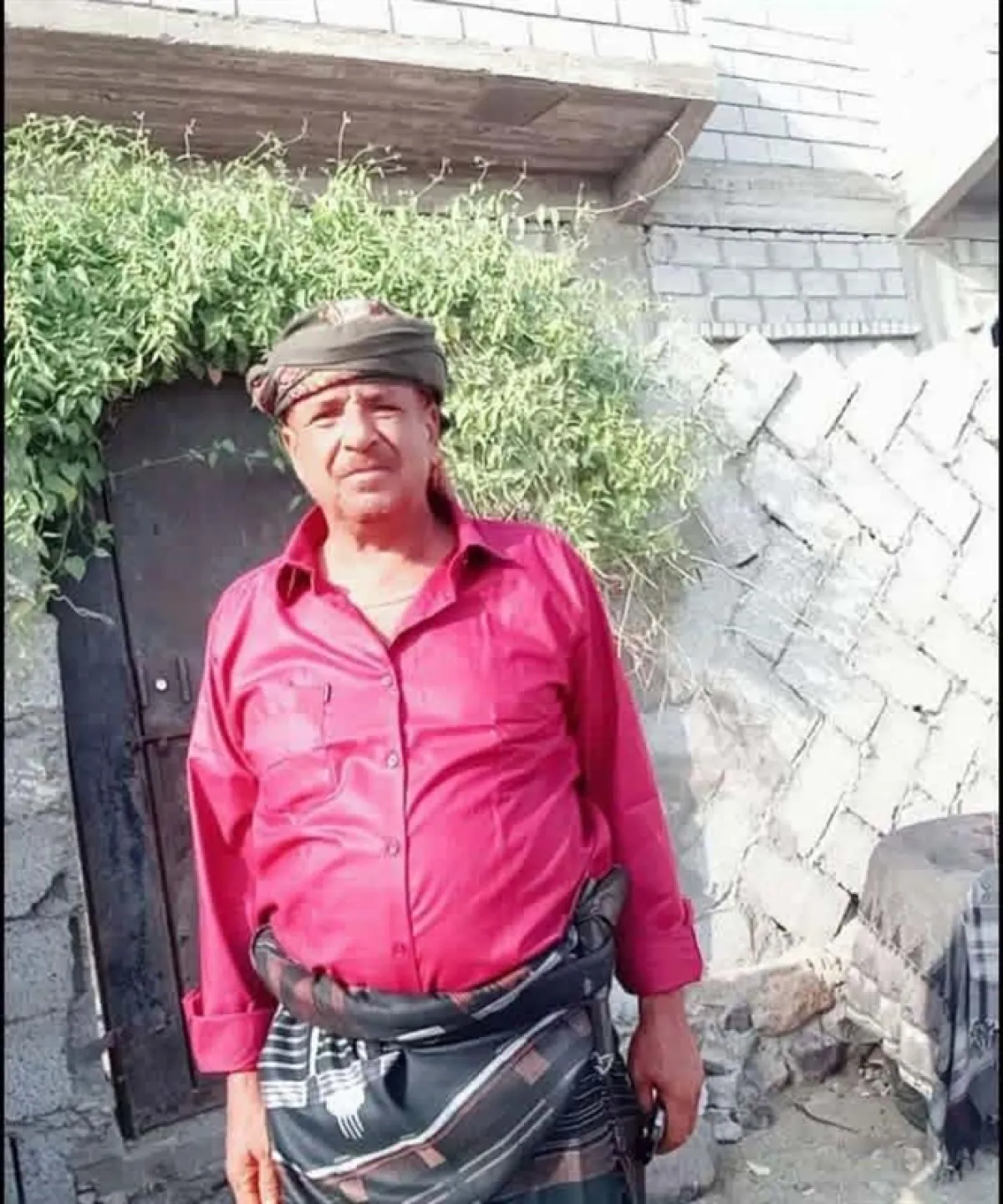 مقتل شيخ قبلي في لحج يعيد ملف الثأر إلى الواجهة