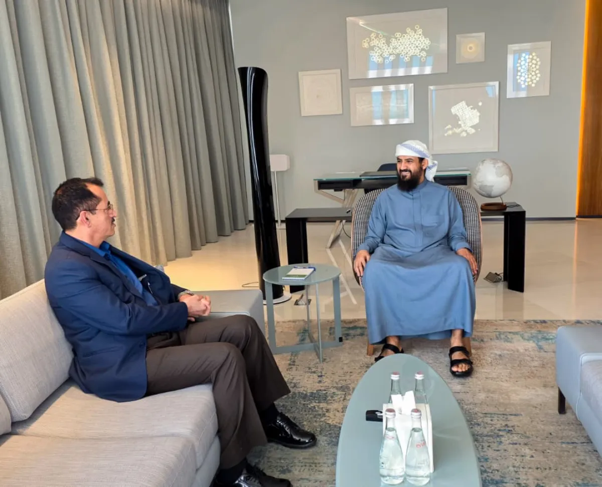 المحرّمي يناقش مع وزير الدفاع رفع الجاهزية وتوحيد القوات وتطوير منظومة التأهيل