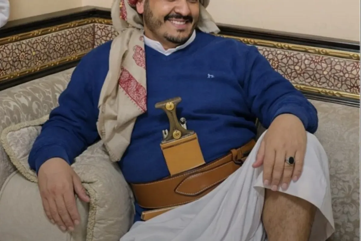 عاجل :قائد المنطقة العسكرية السادسة في رسالة مبهمة: تصنيف "الإصلاح" إرهابيًا سيسلم ما تبقى من اليمن للحوثي!       