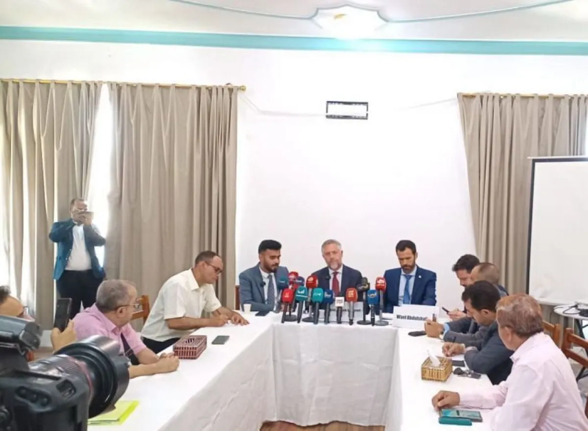 سفير الاتحاد الأوروبي يشيد بالحيوية المجتمعية في تعز ويؤكد دعم جهود التنمية