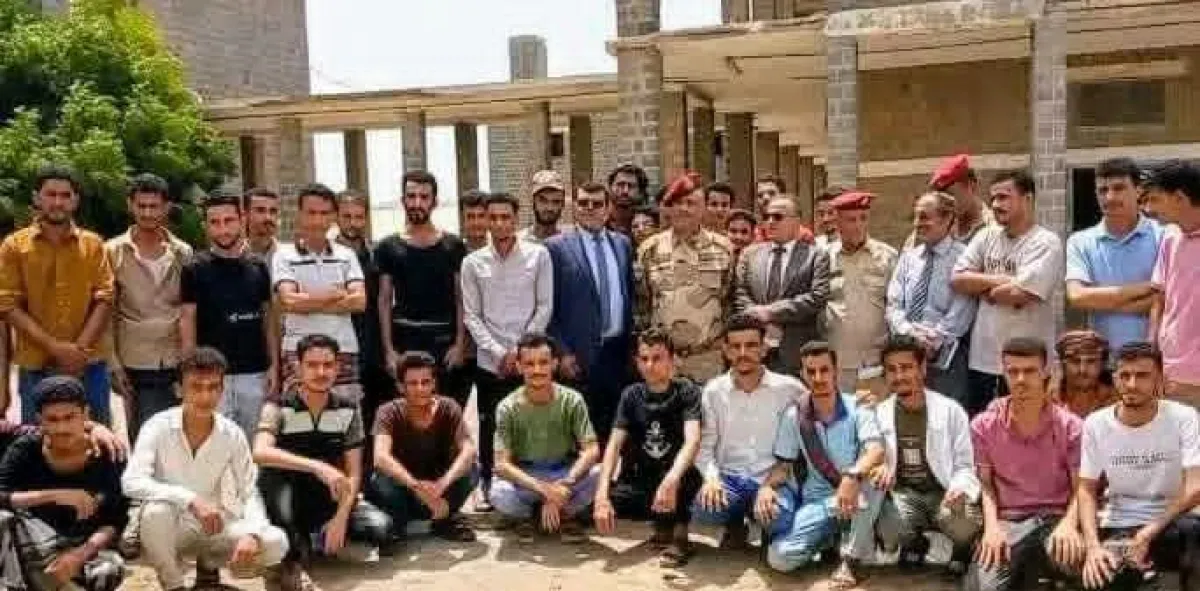 قائد اللواء الأول مشاة يسلم معسكر بدر عقب ضمان مستحقات الطلاب الدارسين