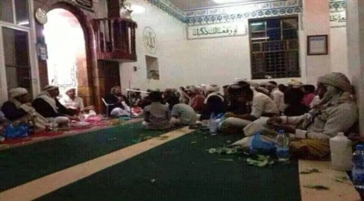 عودة إرث الإمامة.. حشرات تغلق مساجد صنعاء في عهد مليشيا الحوثي