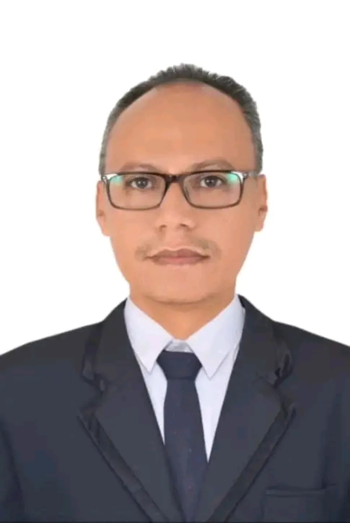 قرار من وزير النقل.. تعيين مدير جديد لمطار الريان بالمكلا