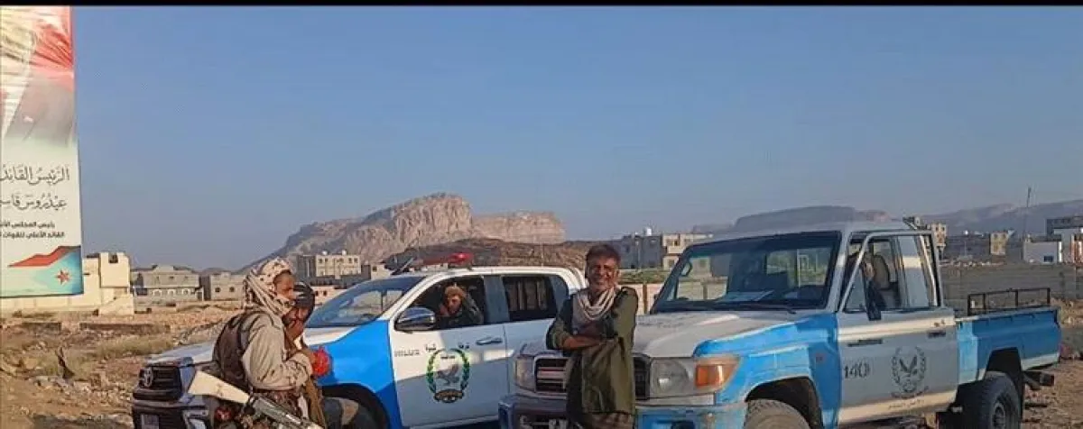قائد موال للإنتقالي في شبوة يخلي عدد من النقاط الأمنية عقب صدور امر ضبط بحقه وقوات من الشرطة تنتشر في عزان