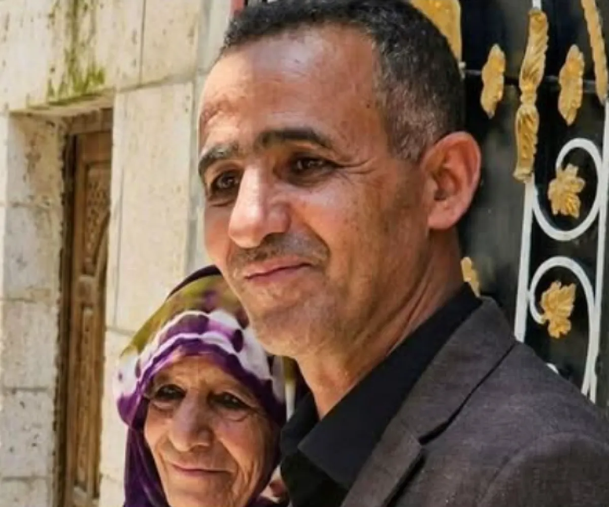  ابن يمني يعود إلى أمه بعد 50 عاماً من اختفائه وبيعه وإعلان وفاته