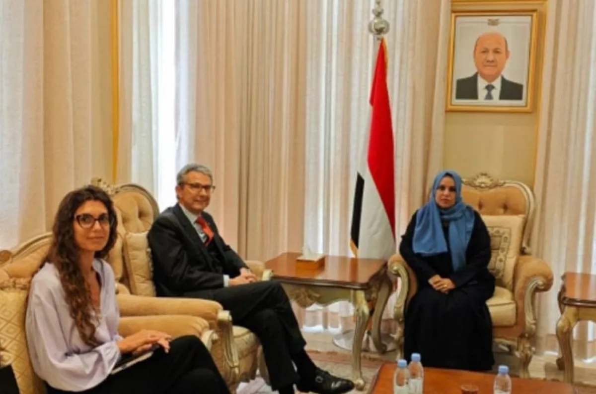 وزير شؤون المرأة لـ سفير إيطاليا: أي دعم أو تمويل خارج الإطار الرسمي لا يخدم النساء في اليمن
